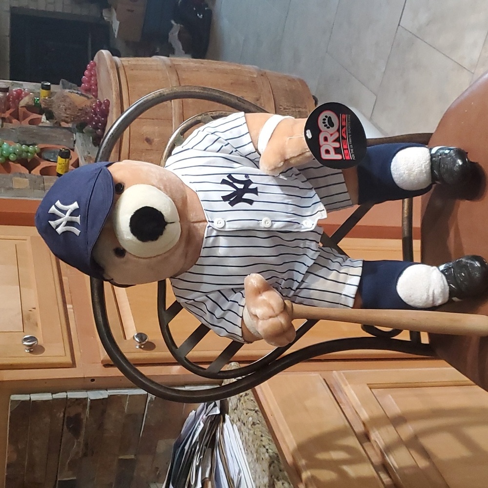 NY Yankees 22" Large Stuff Animal Bear 1993 Pro Bear Baseball Bat Inaugural VGUC
